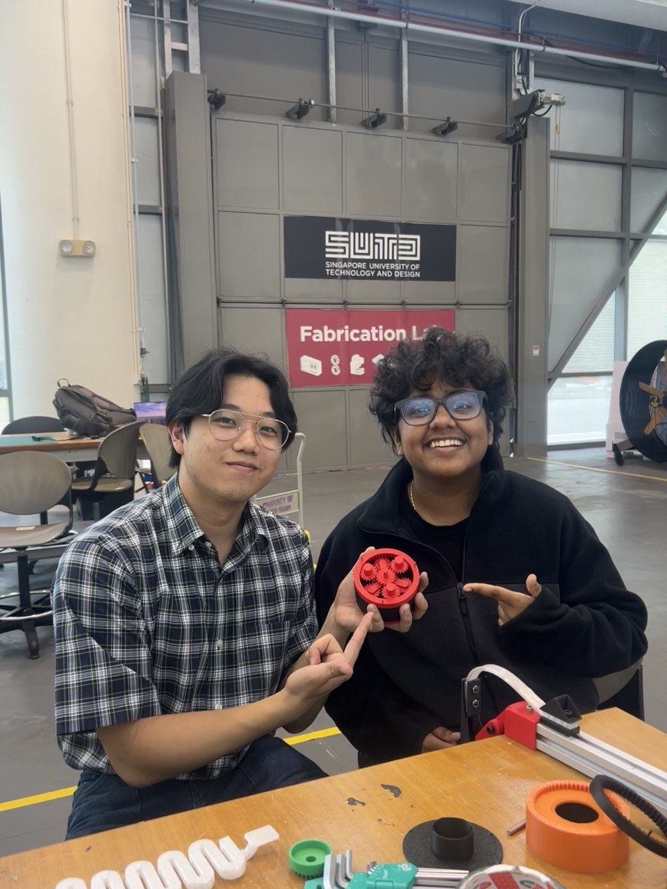 Team U-43 with the 3D-printed planetary gearbox